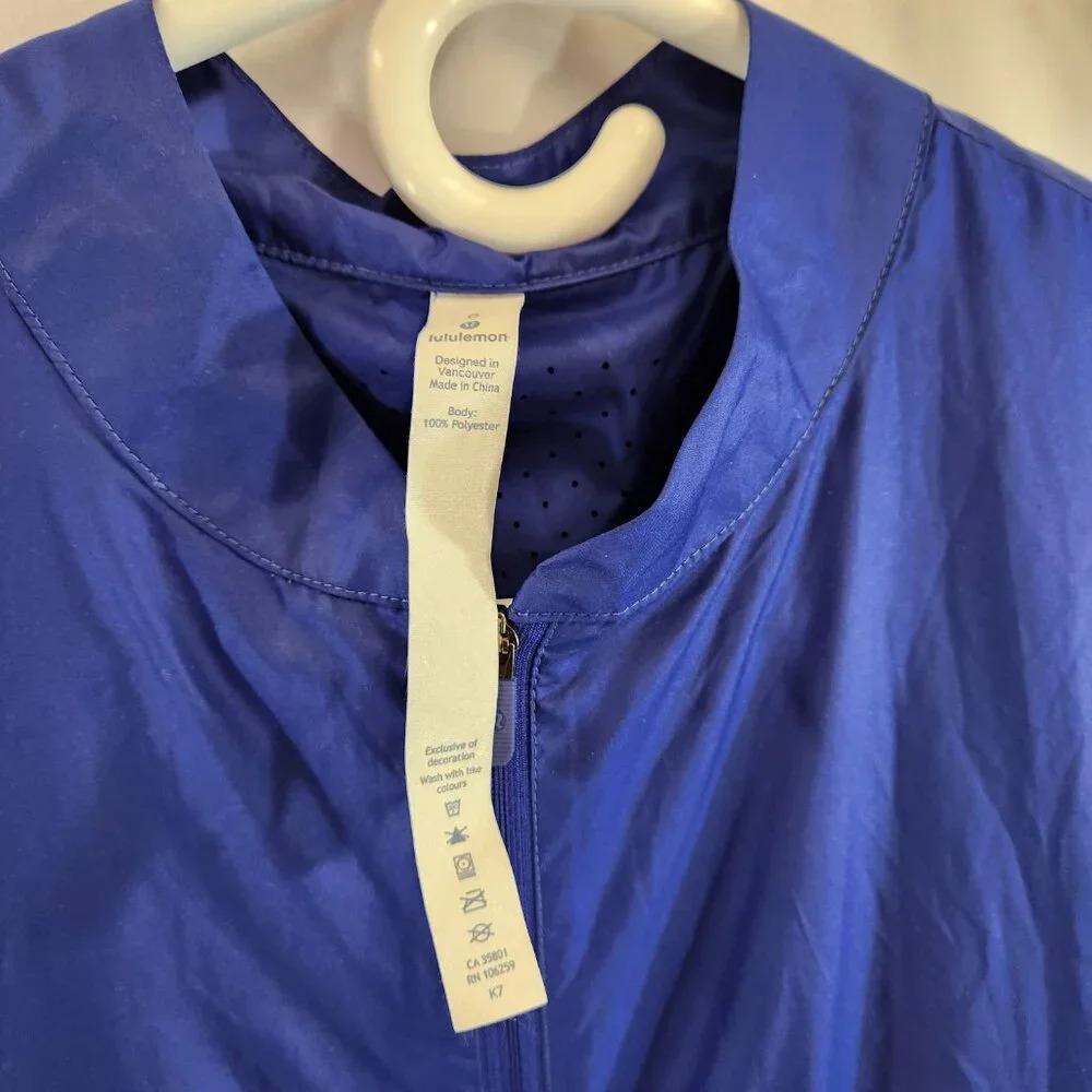 Lululemon Deep Inhale Jacket Size 6 Tanzanite Blue - Picture 4 of 9